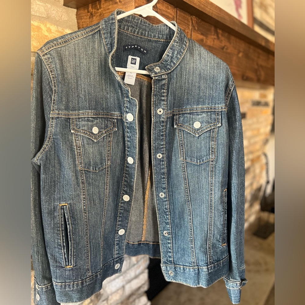 Ladies GAP Jean jacket